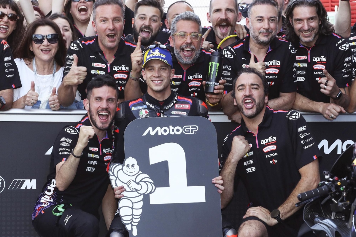 Bezzecchi Bawa Kejayaan Aprilia di GP Italia
